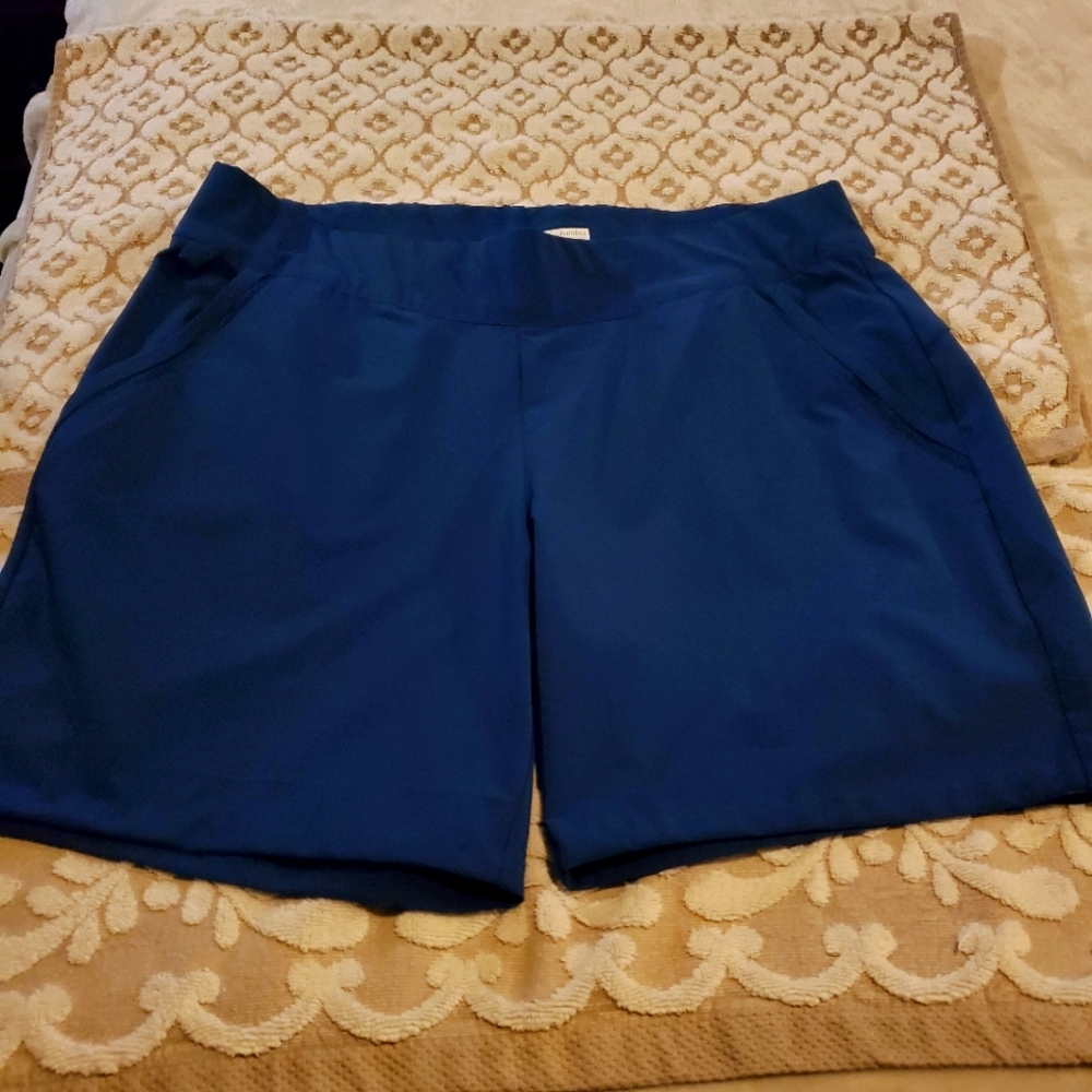 Columbia PFG stretch shorts